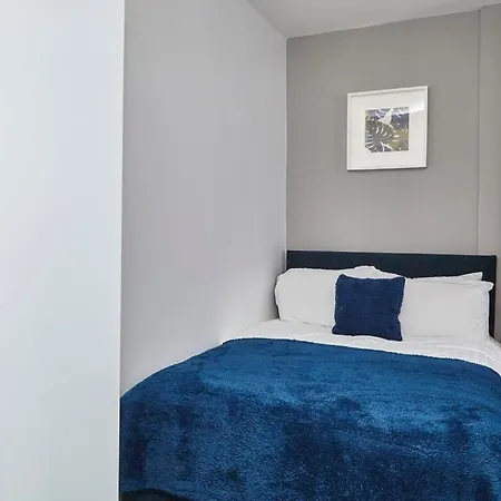 Brand Newly Refurbished House Holiday home Leeds (West Yorkshire)