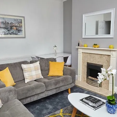 Ferienhaus Brand Newly Refurbished House *